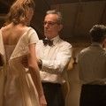 PHANTOM THREAD Image 2